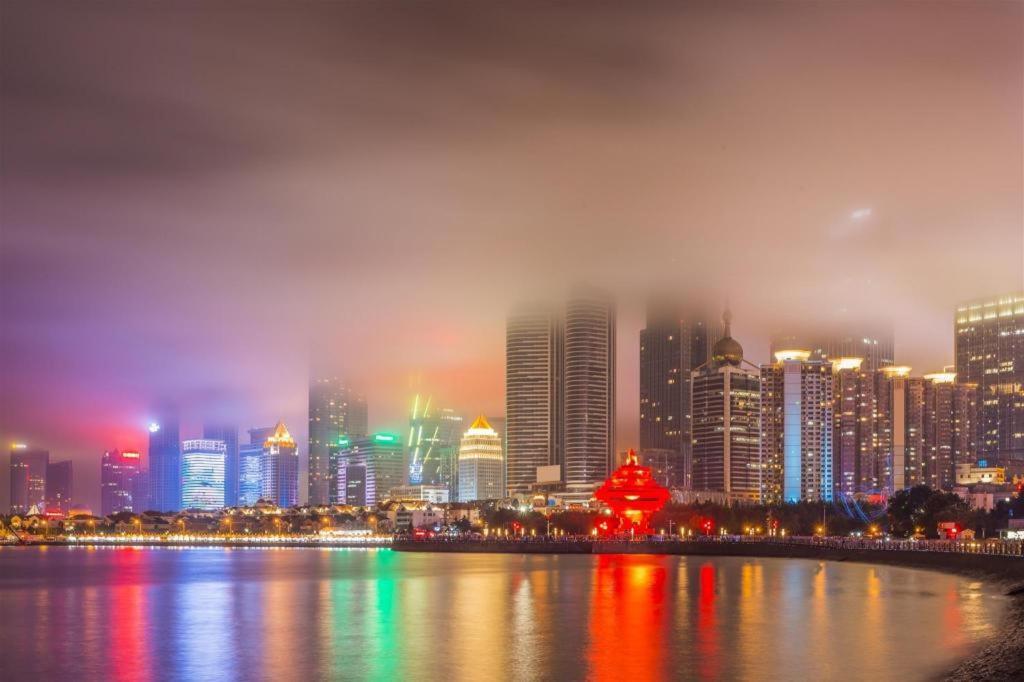 Grand Madison Qingdao Harbour-View Central（Former Qingdao Farglory Hotel） מראה חיצוני תמונה