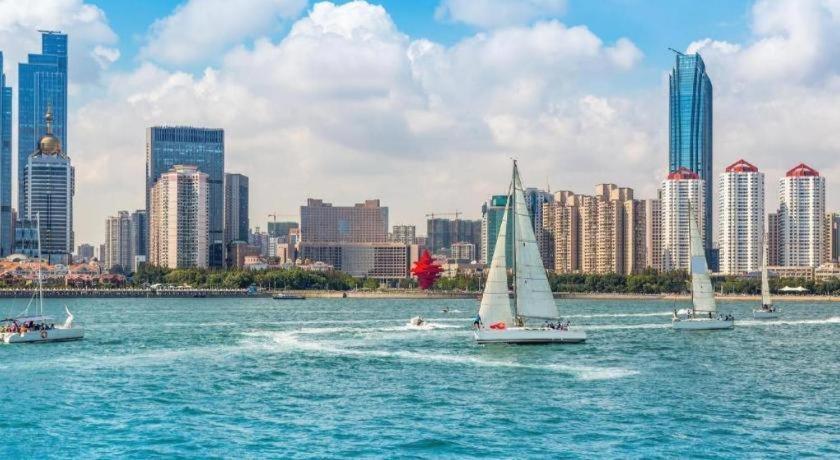 Grand Madison Qingdao Harbour-View Central（Former Qingdao Farglory Hotel） מראה חיצוני תמונה